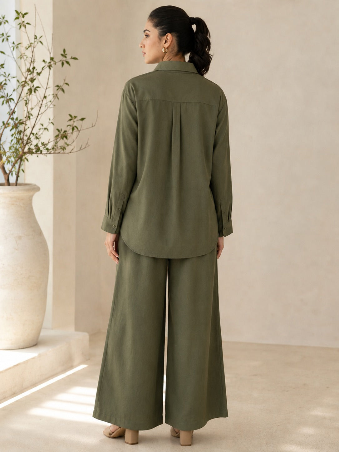 Olive Applique Lotus Set