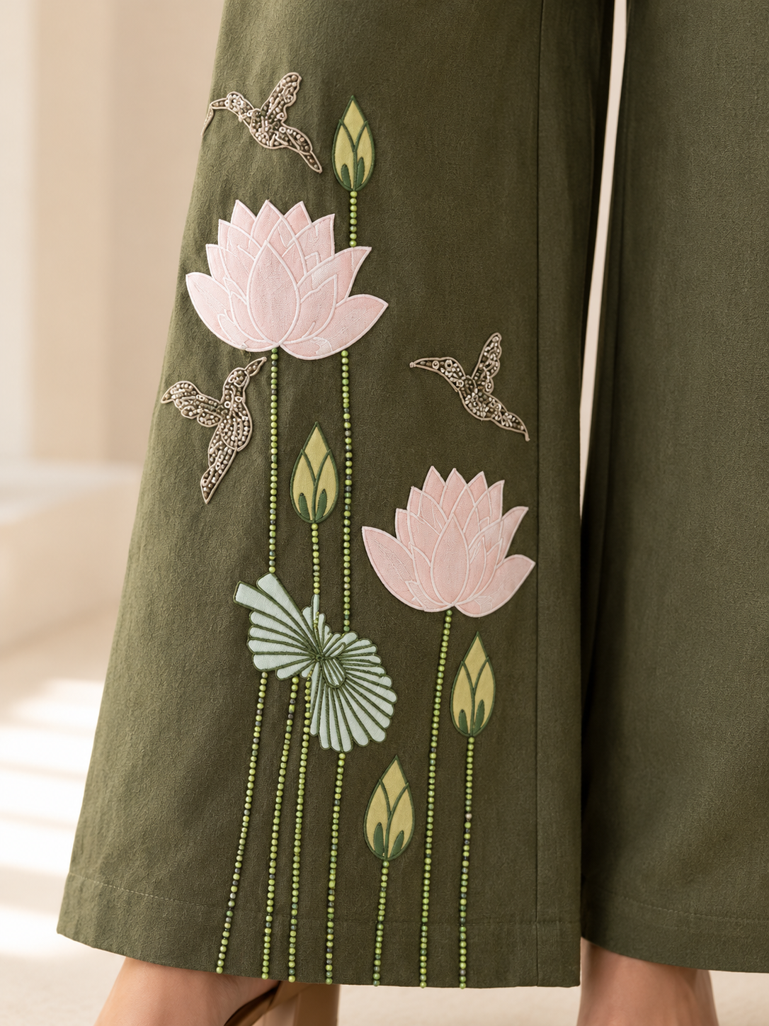 Olive Applique Lotus Set