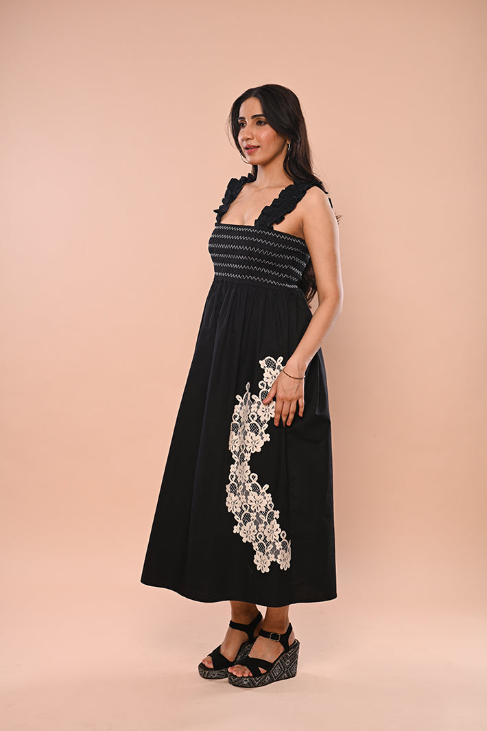 BLACK SMOKING LACE DRESS