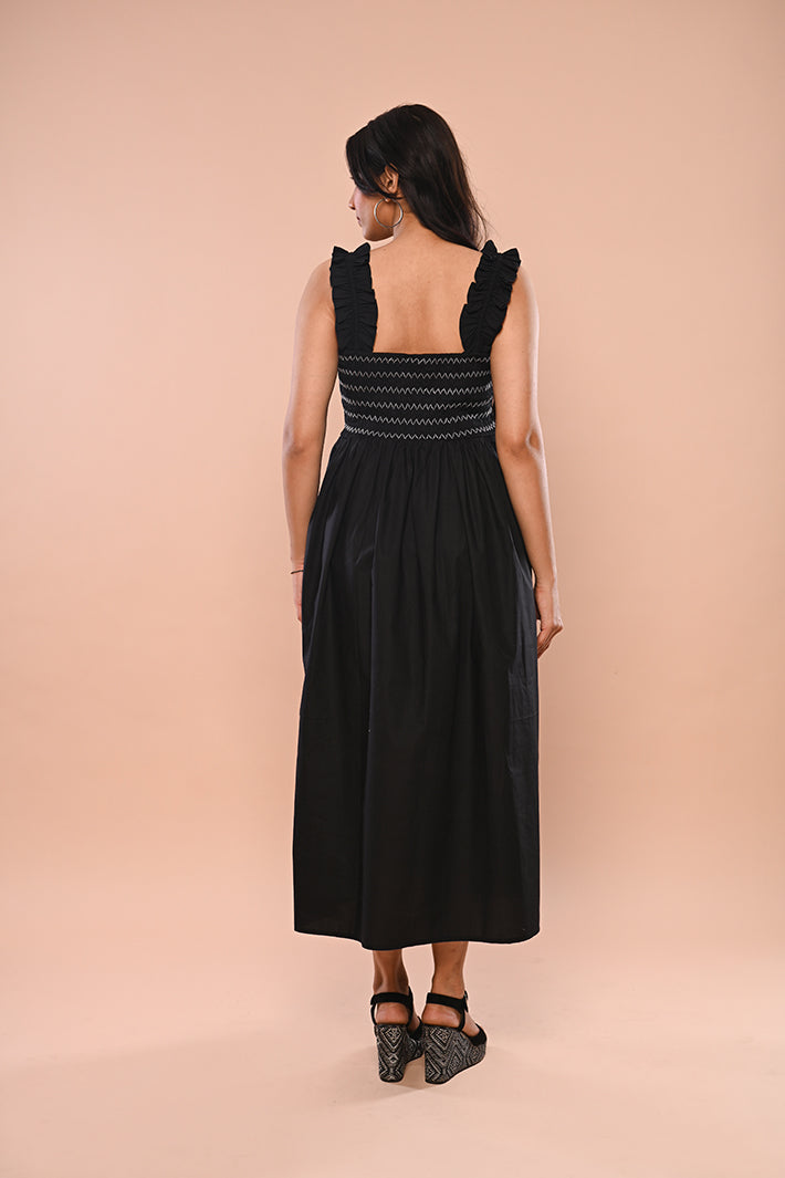 BLACK SMOKING LACE DRESS