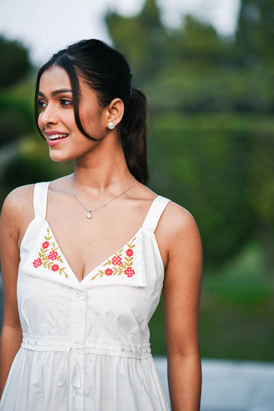 White & Red Sleeveless Dress
